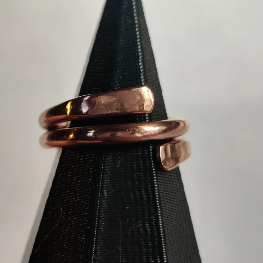 Simple Wrapped Copper Ring W/ Hammered Ends - Picture 1 of 8